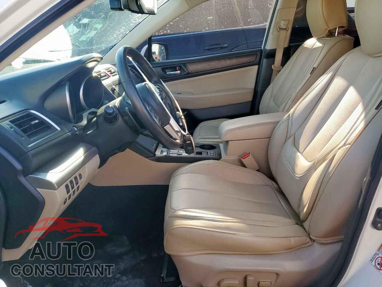 SUBARU OUTBACK 2017 - 4S4BSENC4H3379688
