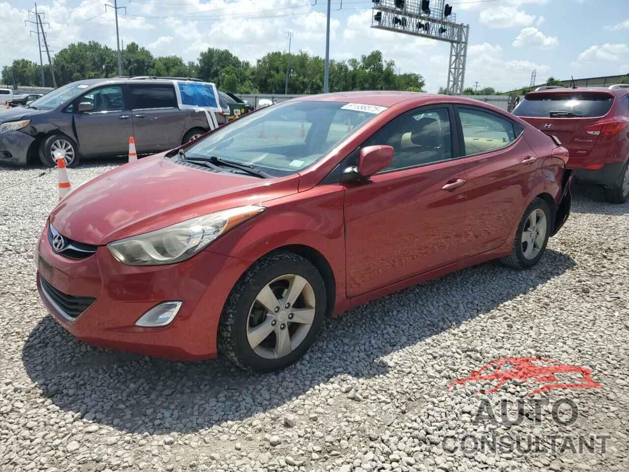 HYUNDAI ELANTRA 2013 - KMHDH4AE5DU576009