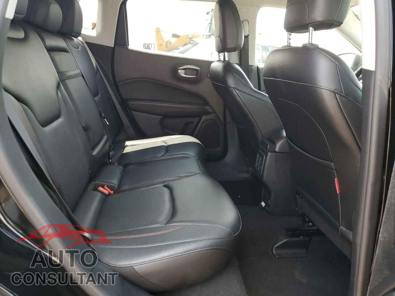 JEEP COMPASS 2017 - 3C4NJDDB4HT636215