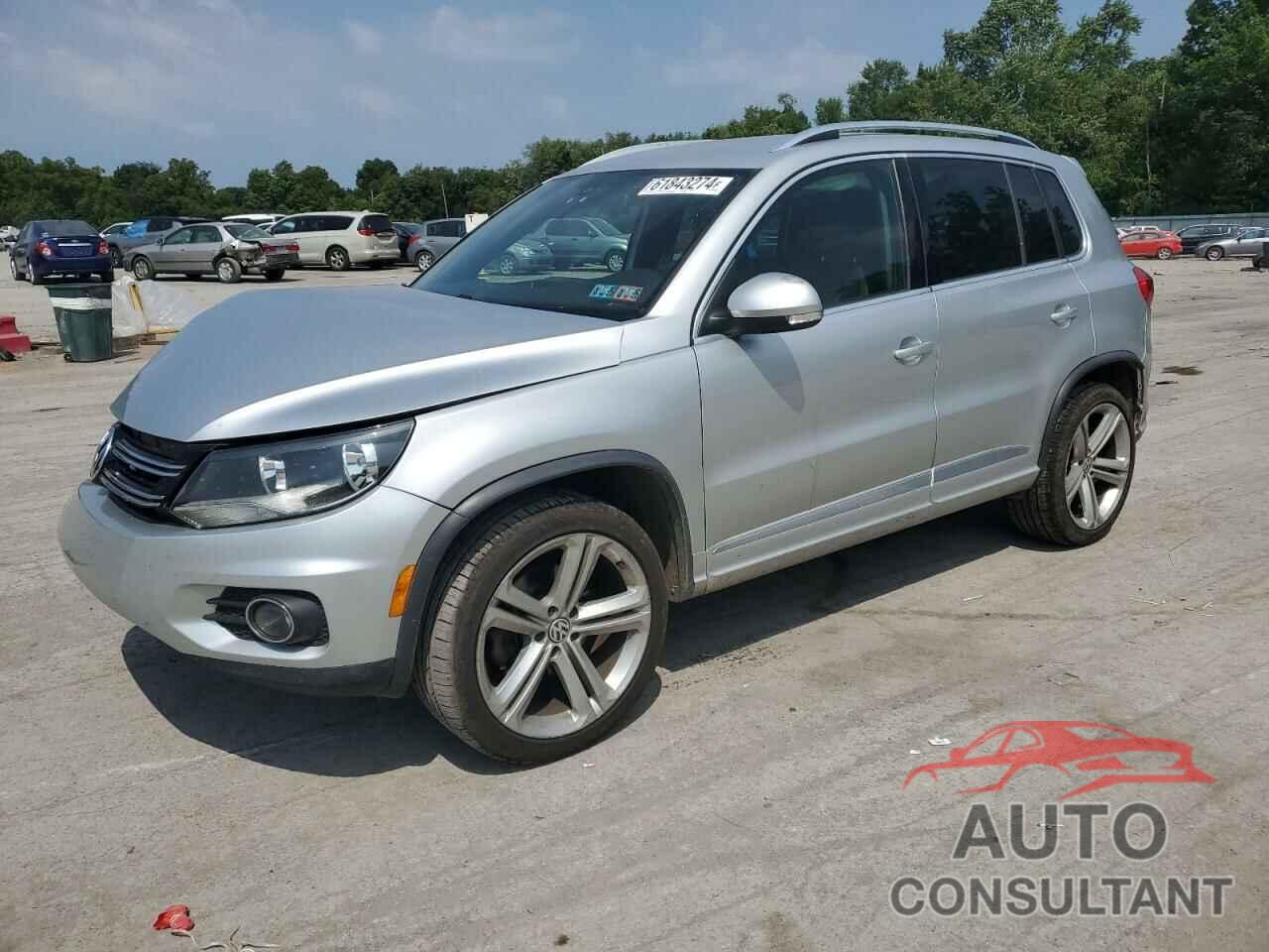 VOLKSWAGEN TIGUAN 2016 - WVGBV7AX4GW094885