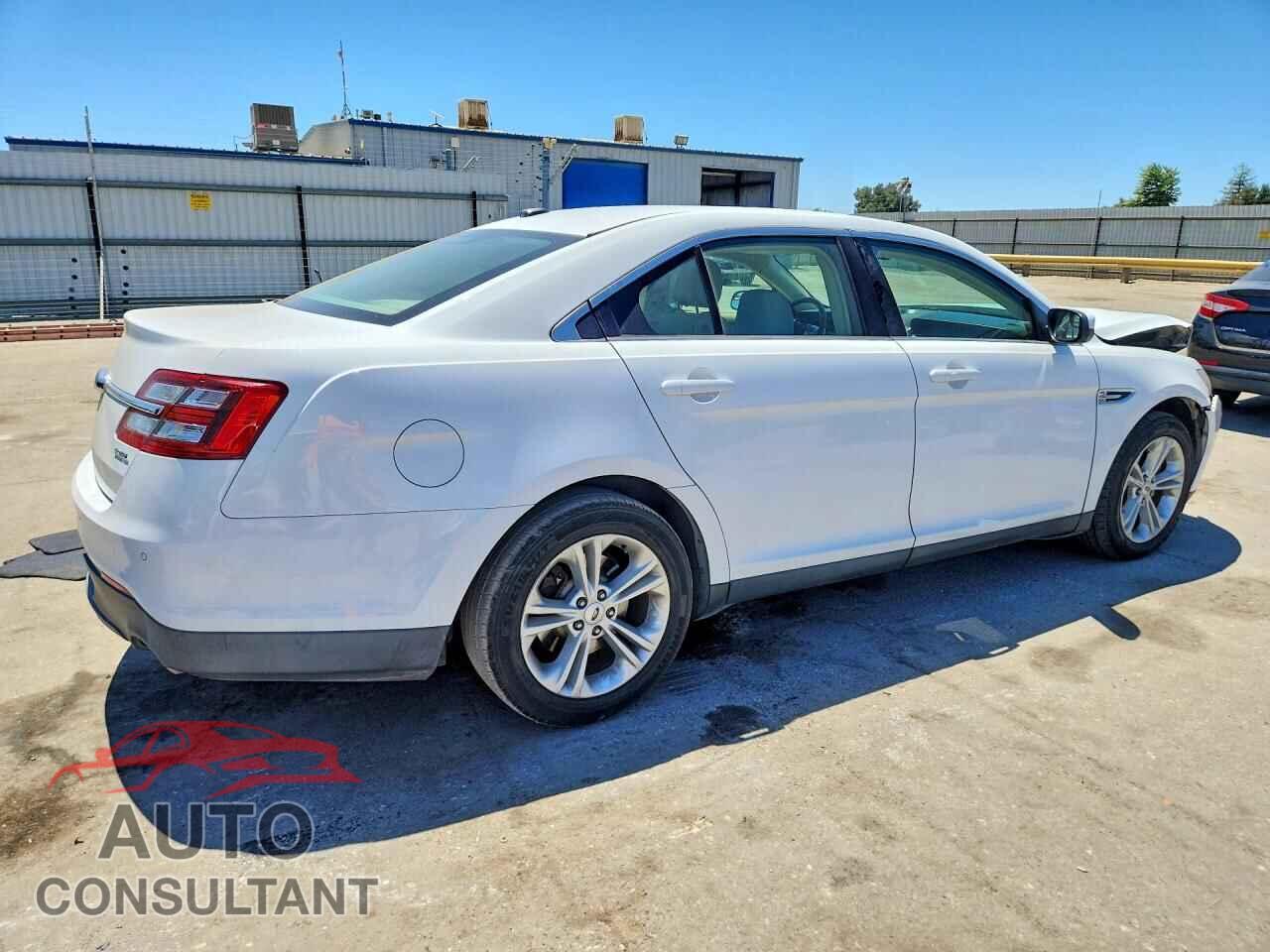 FORD TAURUS 2015 - 1FAHP2E84FG173003