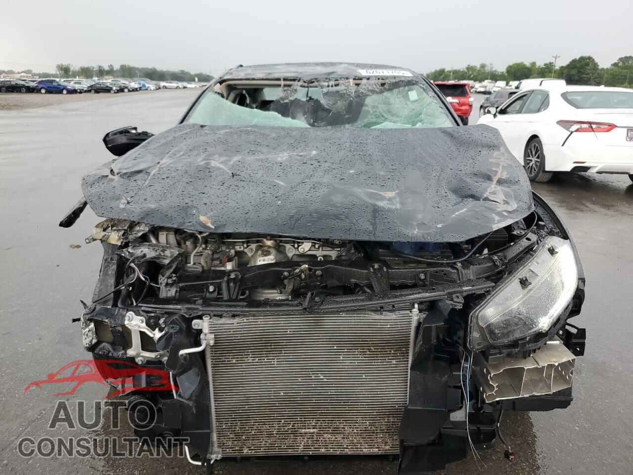 HONDA CIVIC 2019 - 2HGFC2F67KH596247