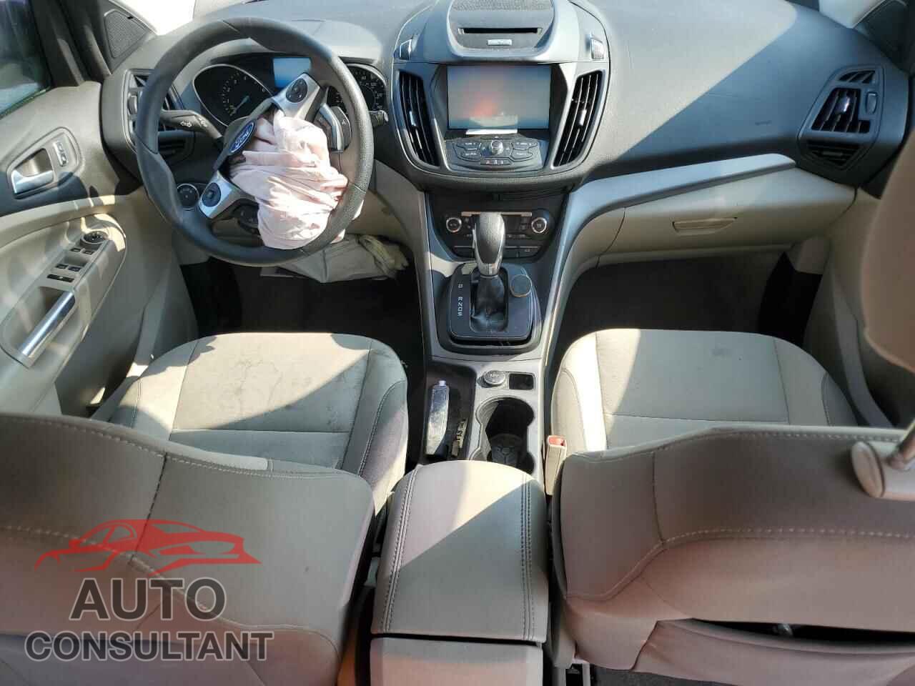 FORD ESCAPE 2014 - 1FMCU0GX4EUC98438