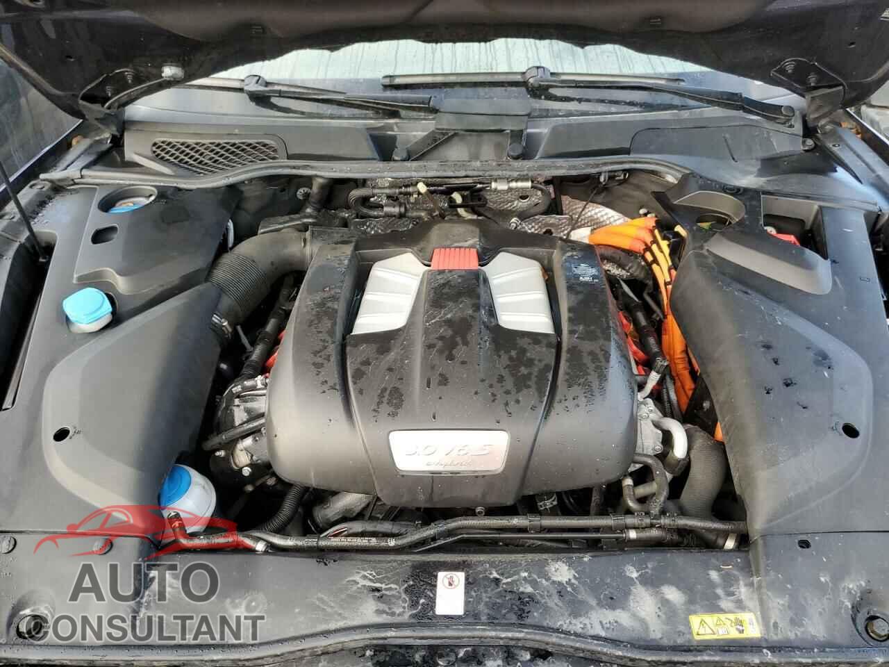 PORSCHE CAYENNE 2017 - WP1AE2A25HLA75450