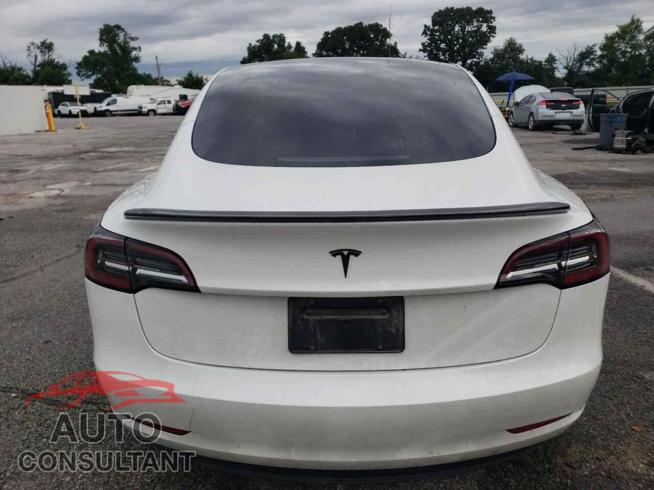 TESLA MODEL 3 2023 - 5YJ3E1EA7PF425703