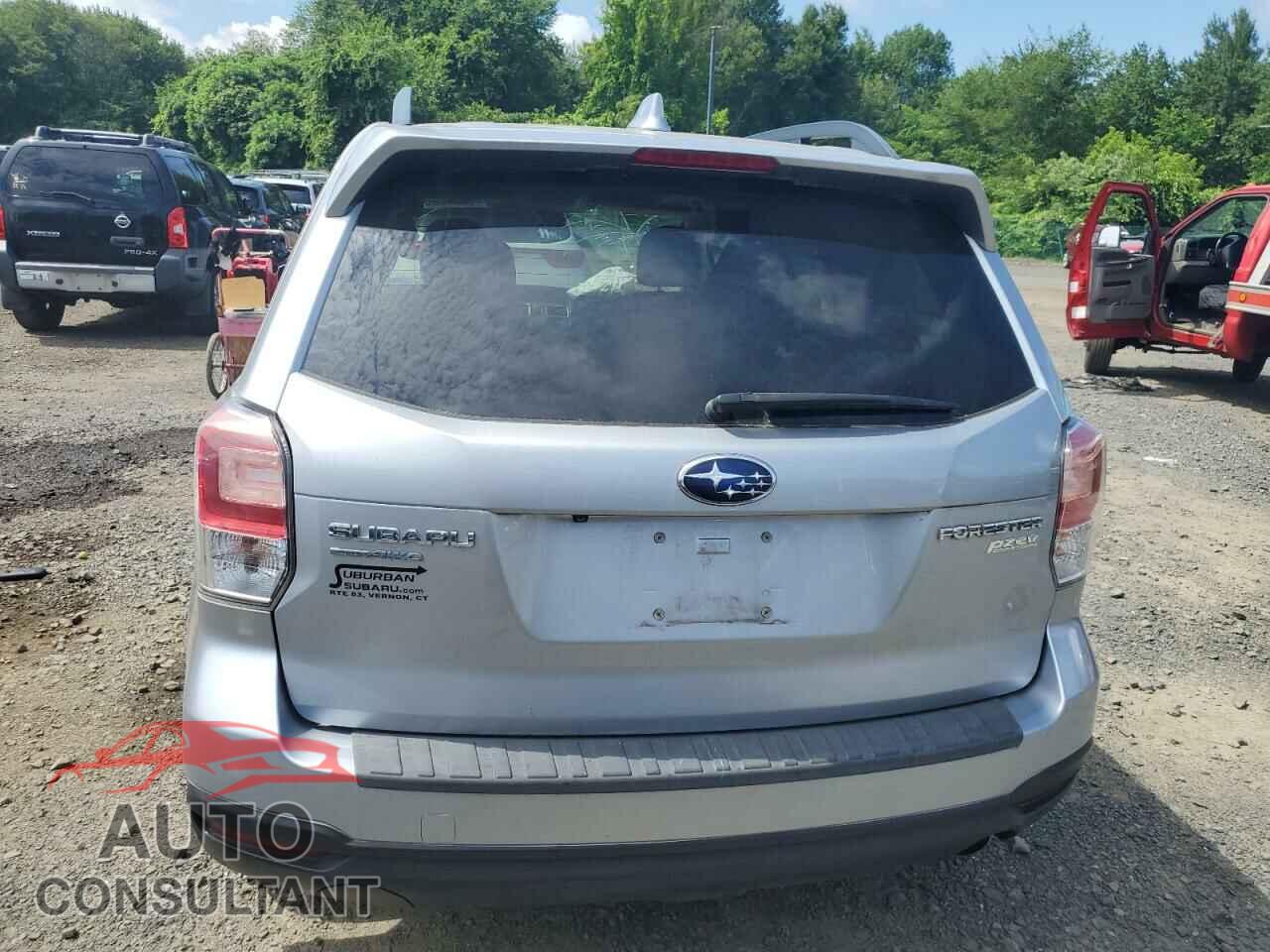 SUBARU FORESTER 2017 - JF2SJALC0HH802600