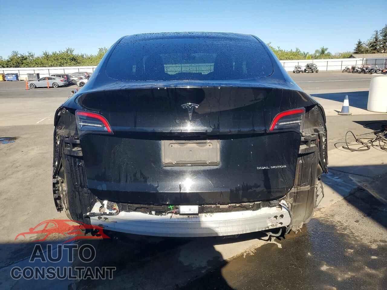 TESLA MODEL Y 2022 - 7SAYGDEE2NF480564