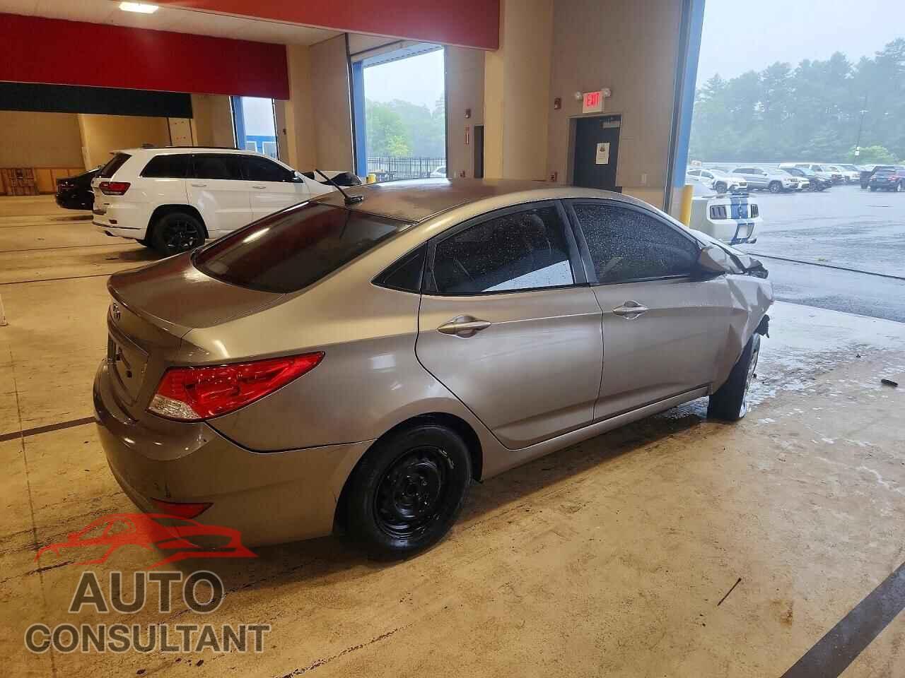 HYUNDAI ACCENT 2013 - KMHCT4AEXDU413172