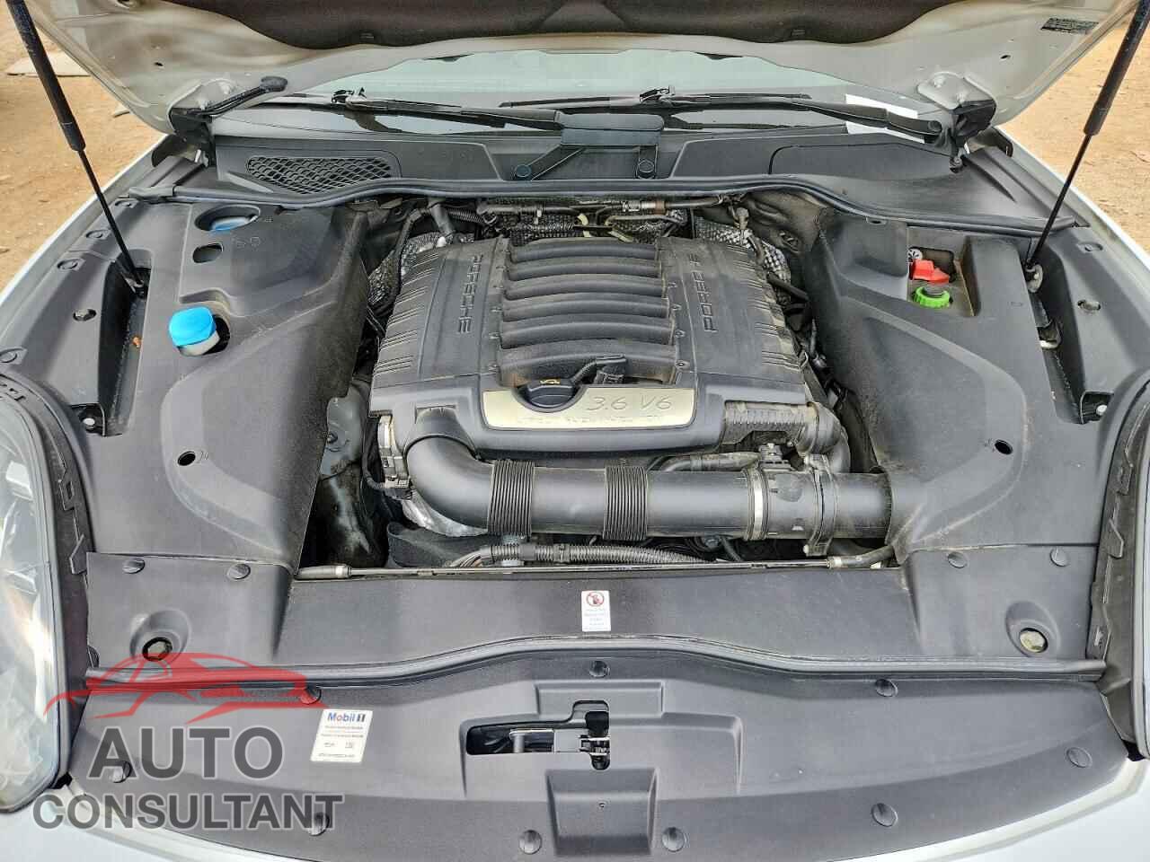 PORSCHE CAYENNE 2017 - WP1AA2A21HKA82865