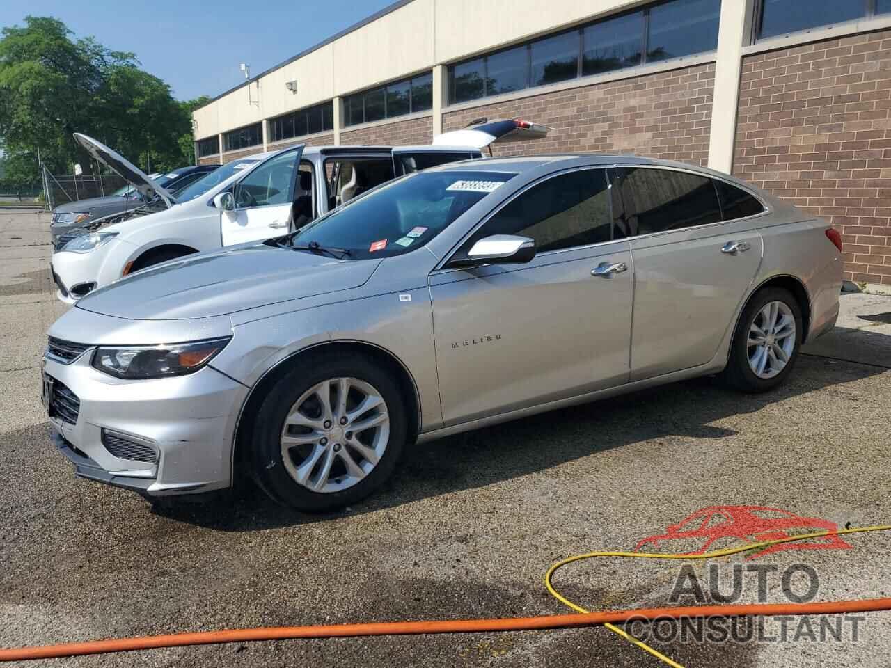 CHEVROLET MALIBU 2017 - 1G1ZE5ST2HF179592