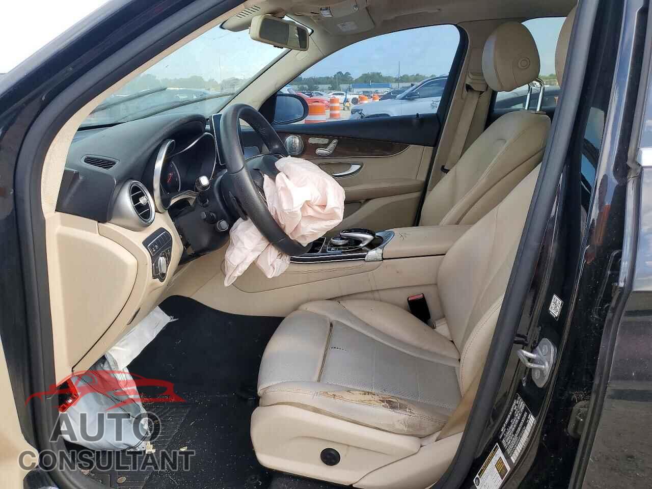 MERCEDES-BENZ GLC-CLASS 2017 - WDC0G4KB5HF169936