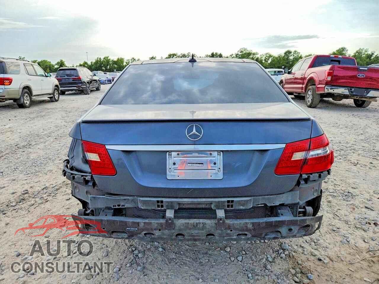 MERCEDES-BENZ E-CLASS 2012 - WDDHF5KB2CA567179