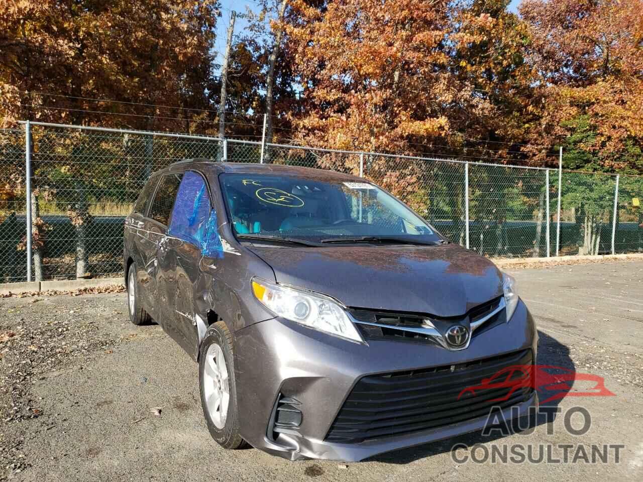 TOYOTA SIENNA 2018 - 5TDKZ3DC7JS906813