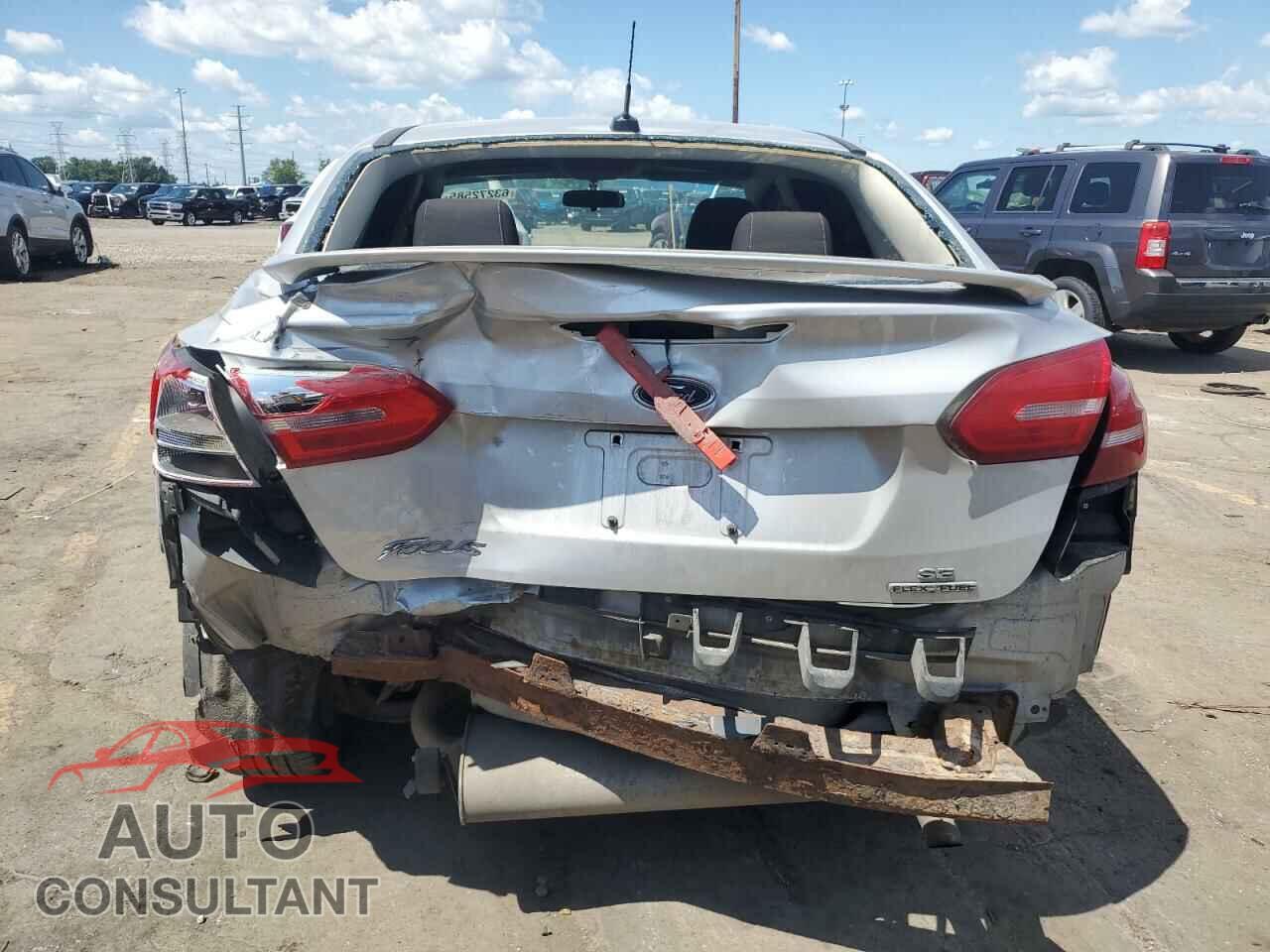 FORD FOCUS 2016 - 1FADP3F23GL359641
