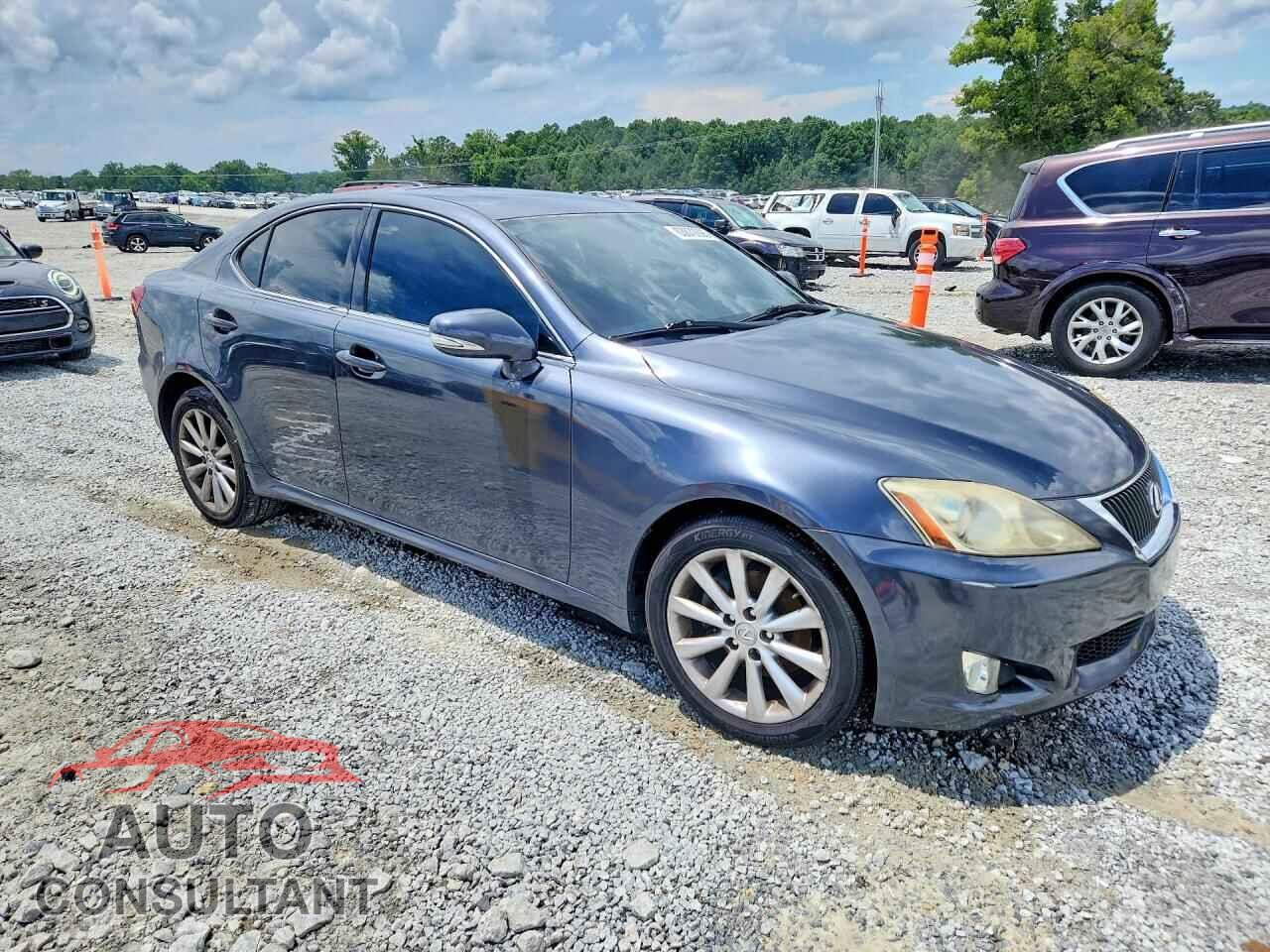 LEXUS IS 2009 - JTHCK262495031973