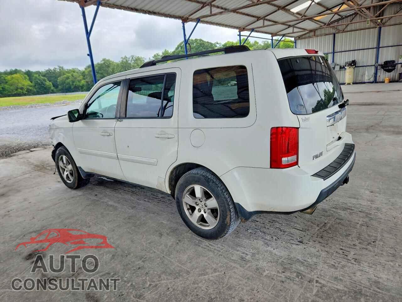 HONDA PILOT 2011 - 5FNYF3H53BB002932