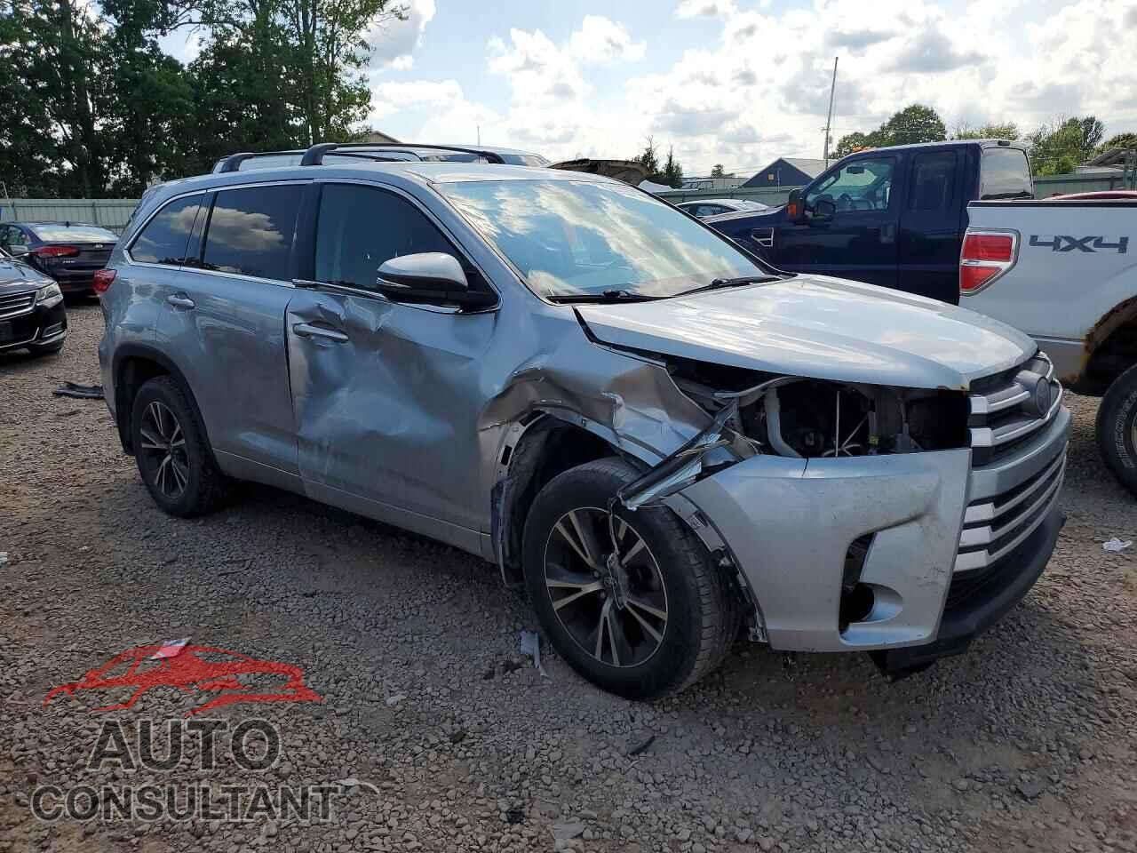 TOYOTA HIGHLANDER 2017 - 5TDBZRFH7HS442802