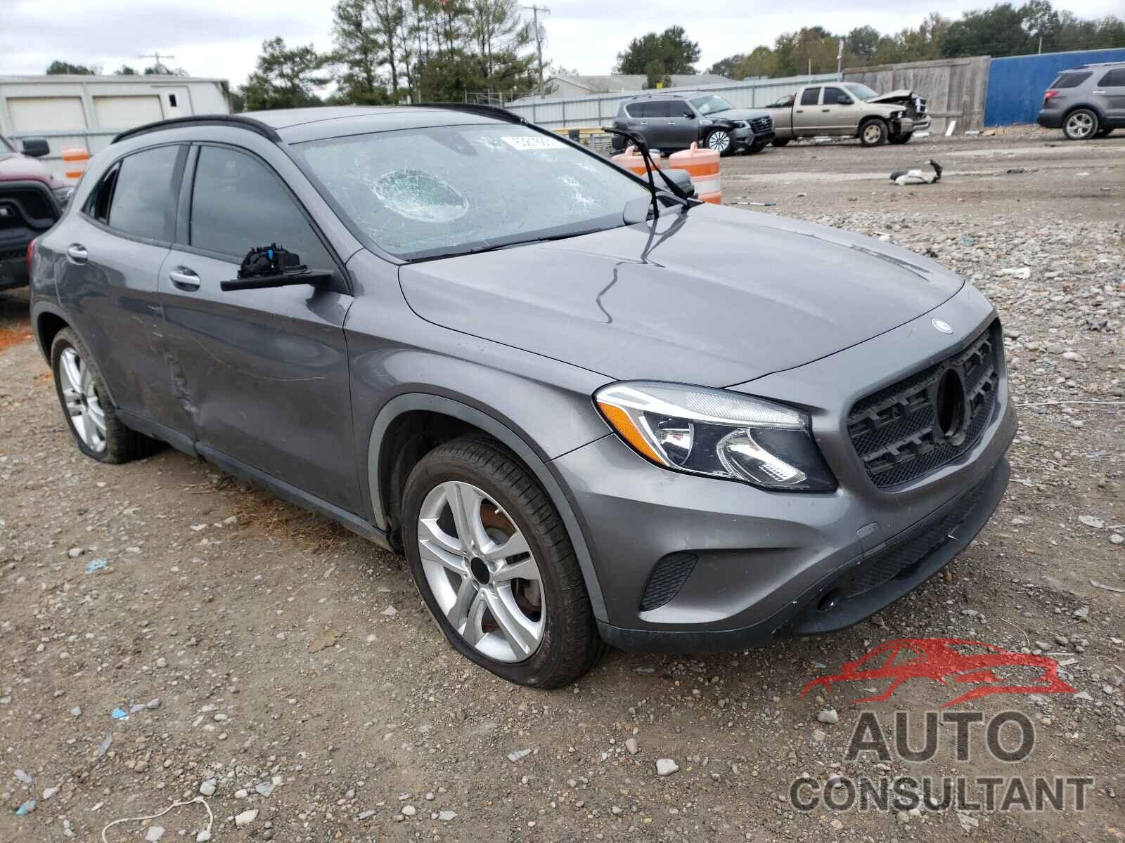 MERCEDES-BENZ GLA-CLASS 2017 - WDCTG4EB8HJ289350