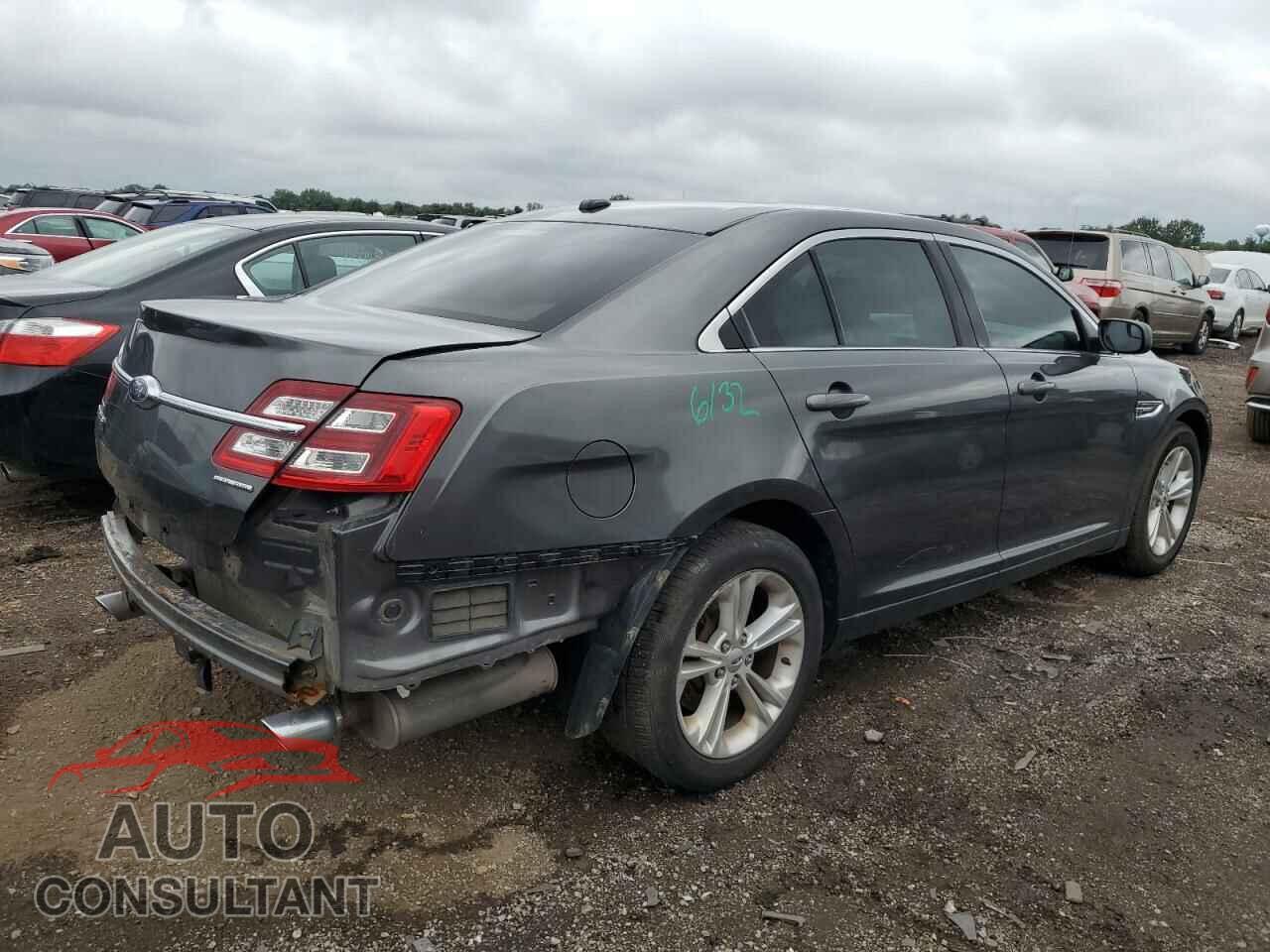 FORD TAURUS 2017 - 1FAHP2D84HG135775