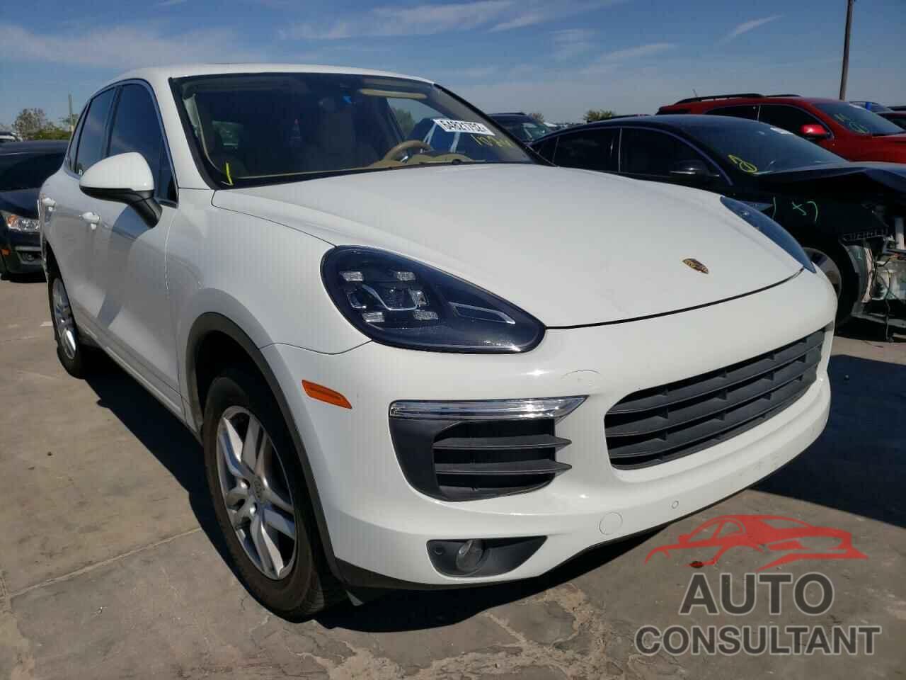 PORSCHE CAYENNE 2016 - WP1AA2A22GKA08840