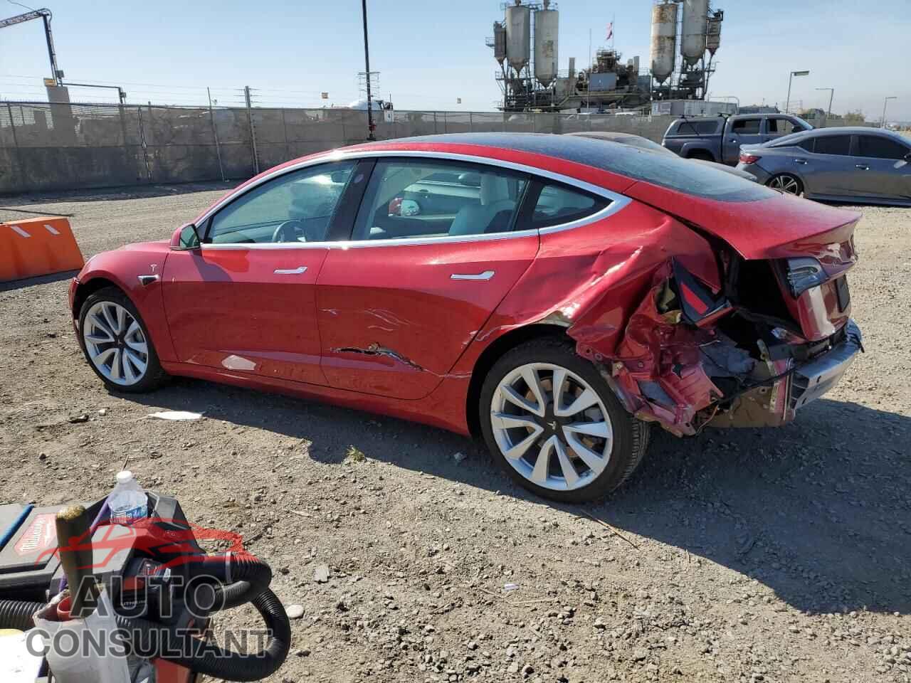 TESLA MODEL 3 2020 - 5YJ3E1EA0LF615823