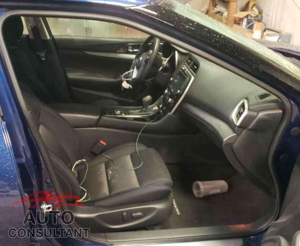 NISSAN MAXIMA 2018 - 1N4AA6AP1JC372582