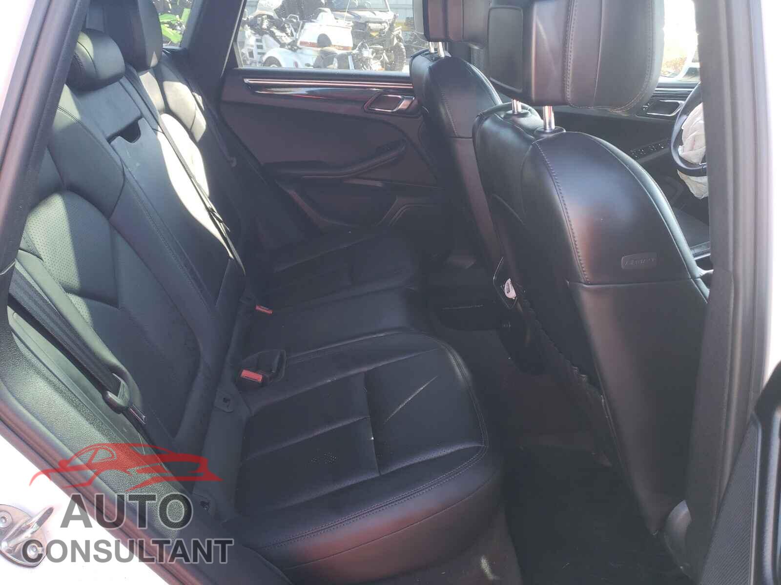 PORSCHE MACAN 2016 - WP1AB2A5XGLB50497