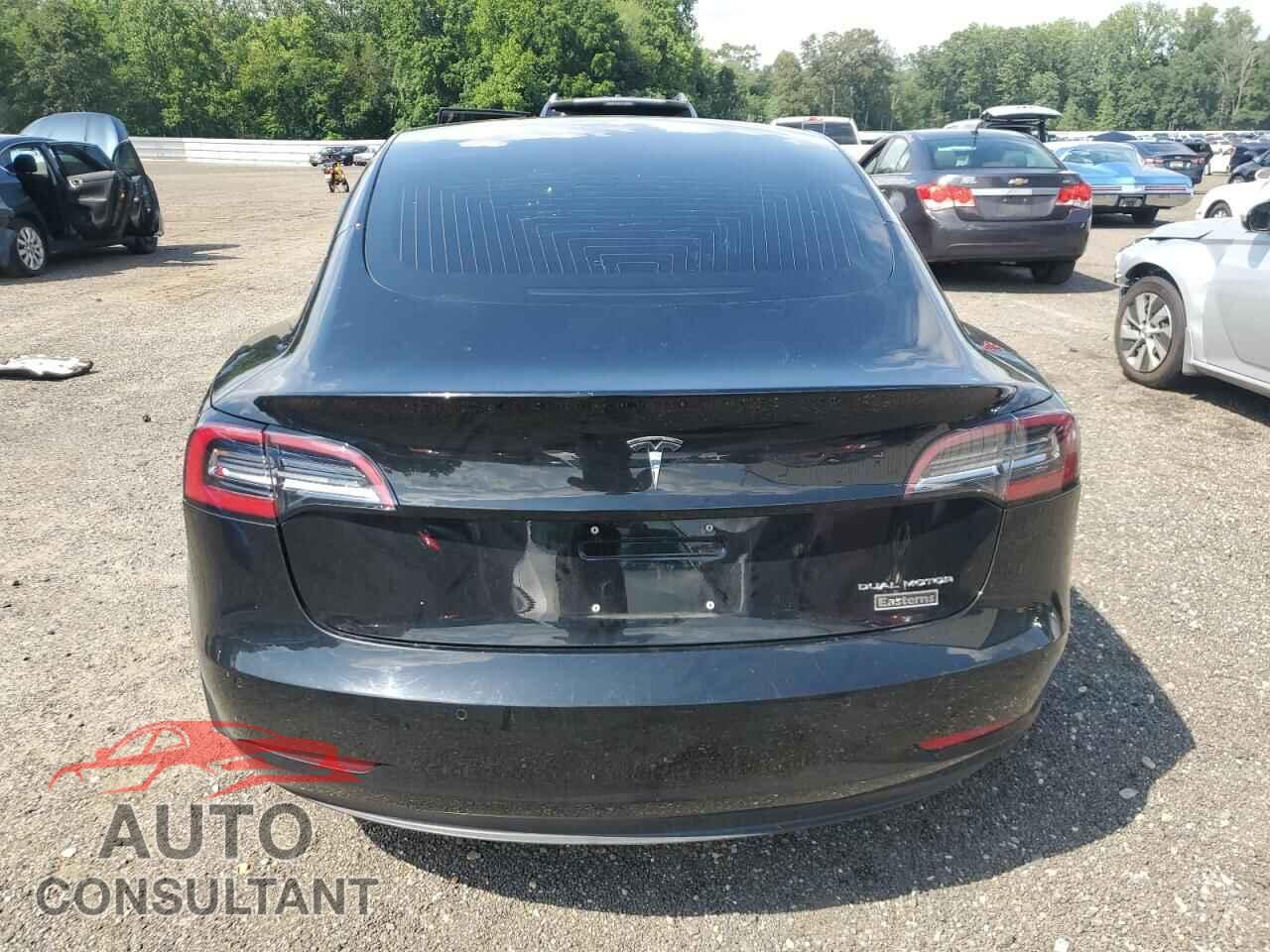 TESLA MODEL 3 2018 - 5YJ3E1EB0JF073211