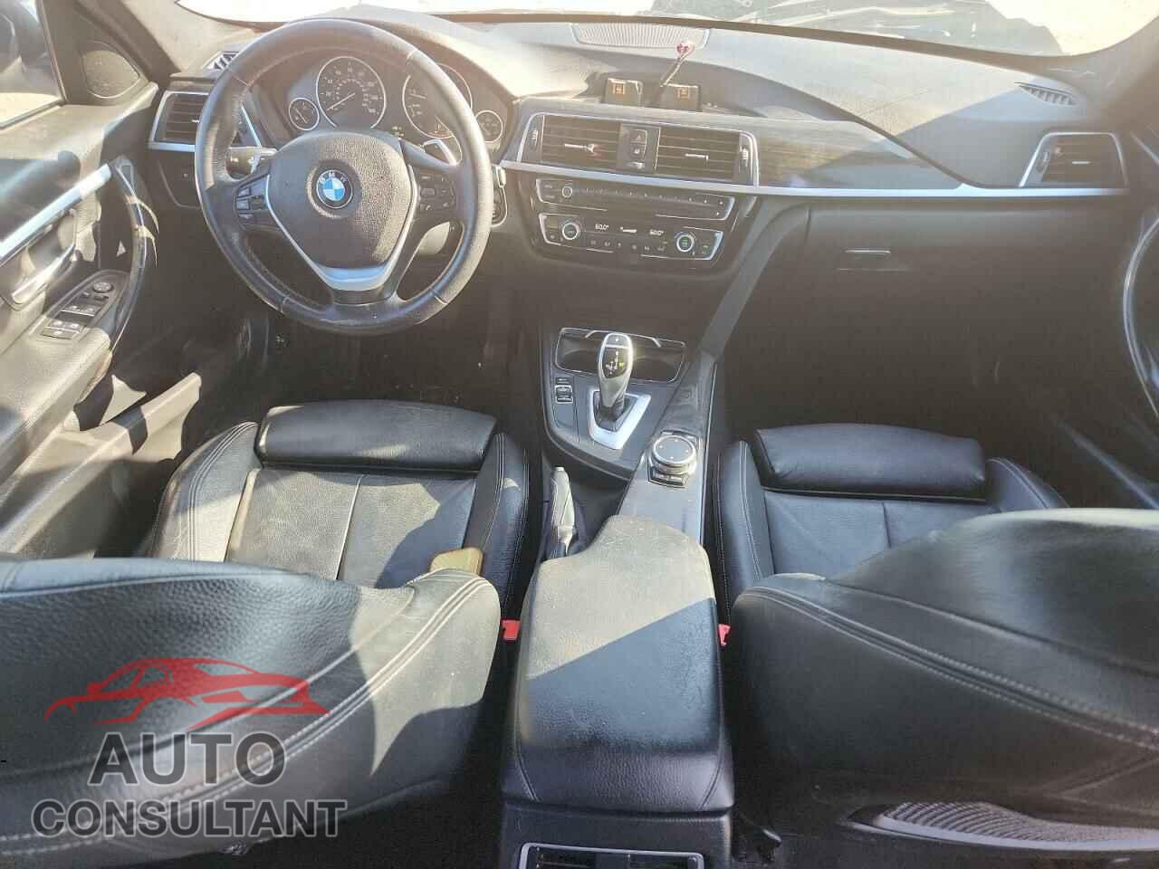 BMW 3 SERIES 2017 - WBA8B9C51HK884780