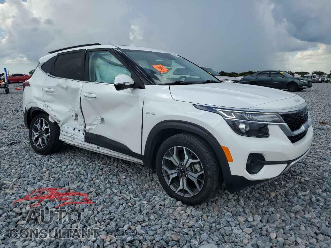 KIA SELTOS 2022 - KNDERCAA0N7301760