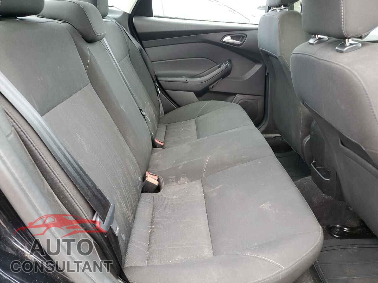 FORD FOCUS 2018 - 1FADP3FE4JL266791