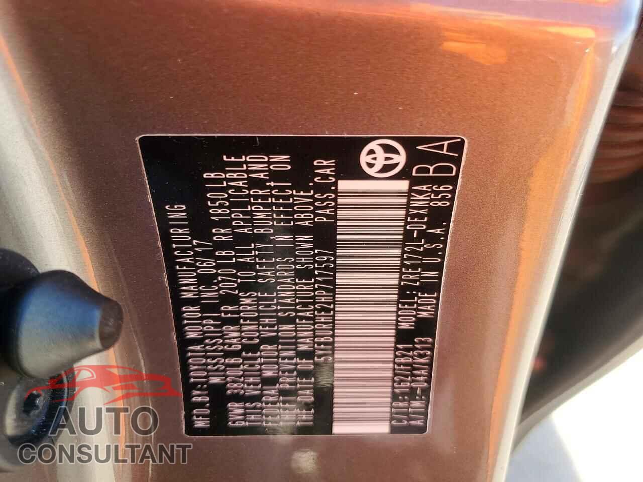 TOYOTA COROLLA 2017 - 5YFBURHE2HP717597