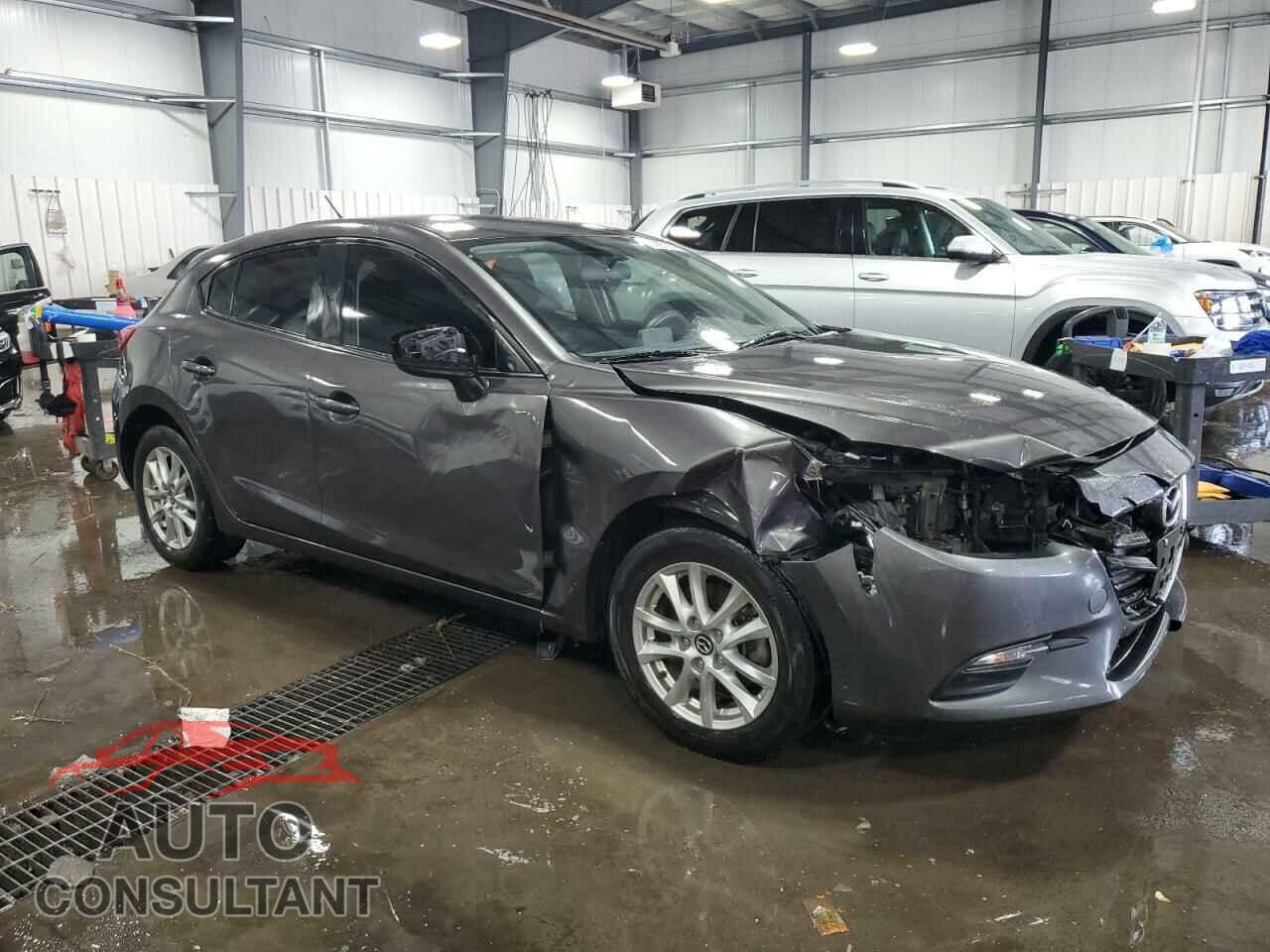 MAZDA 3 2017 - 3MZBN1K70HM153526