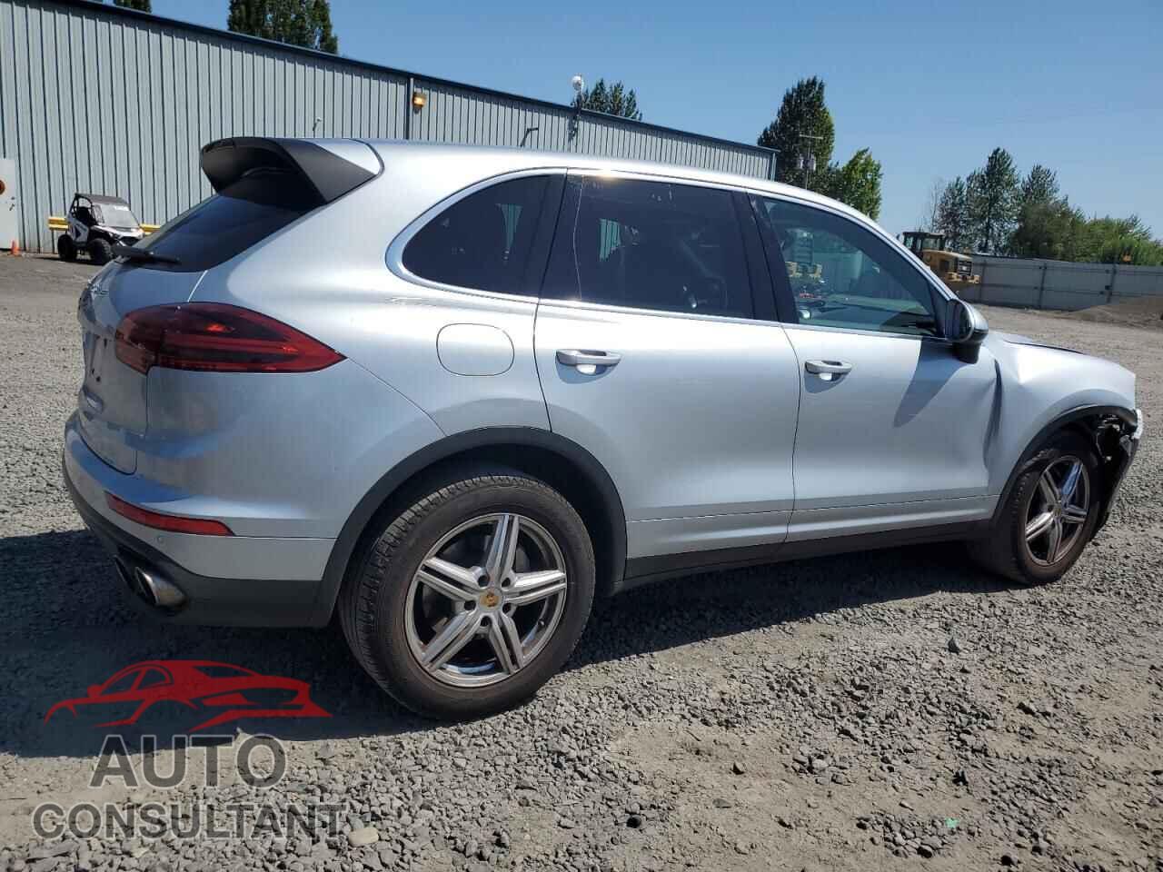 PORSCHE CAYENNE 2015 - WP1AB2A28FLA59572
