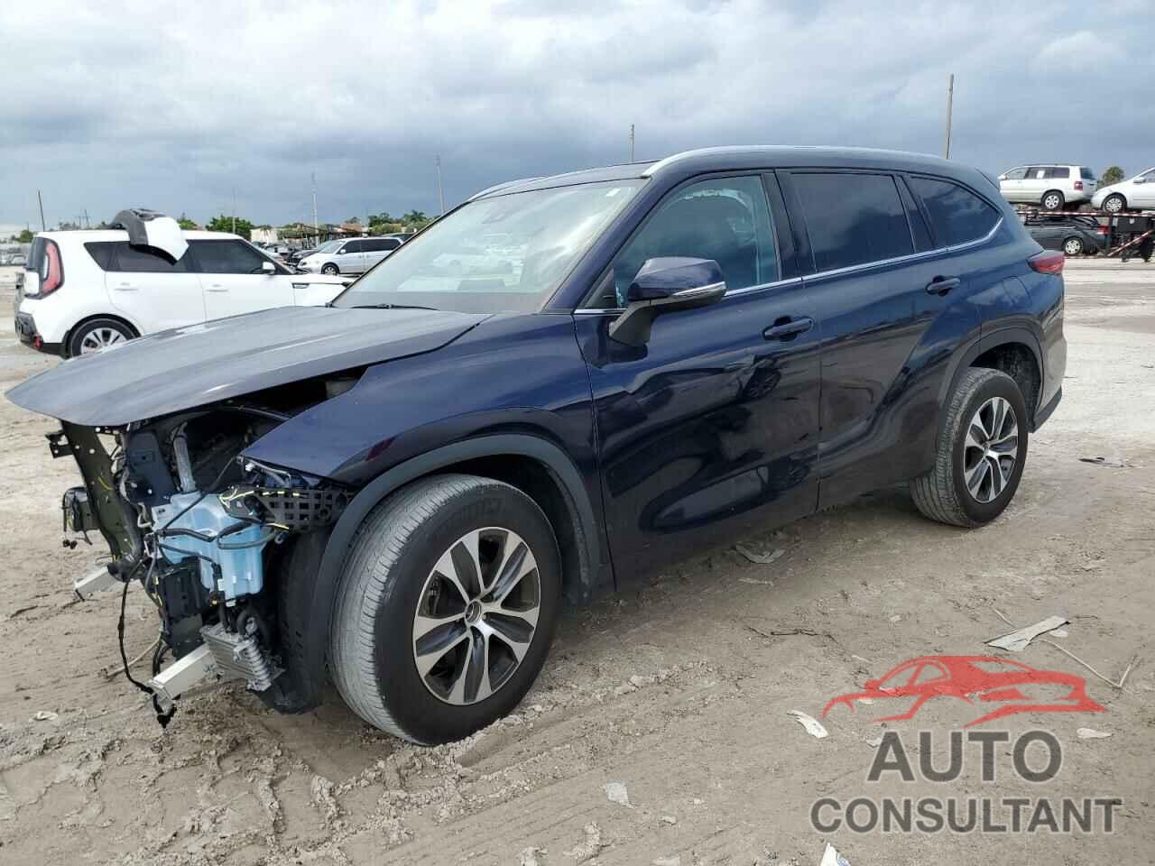 TOYOTA HIGHLANDER 2022 - 5TDGZRAH2NS102952