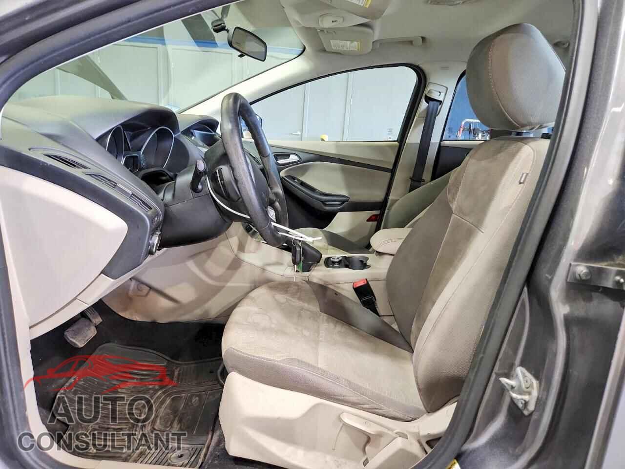 FORD FOCUS 2014 - 1FADP3F20EL454719
