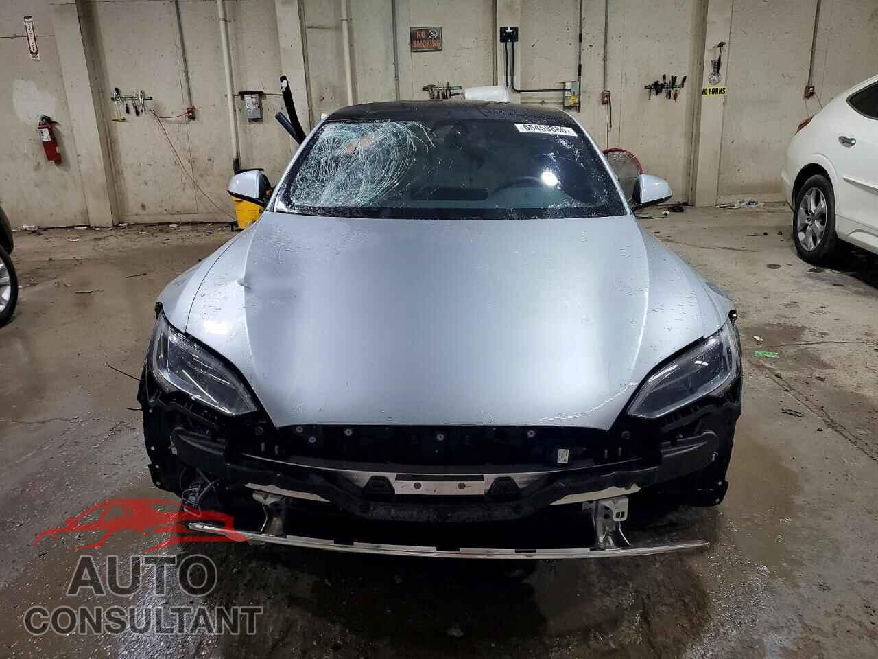 TESLA MODEL S 2026 - 5YJSA1E53TF561766