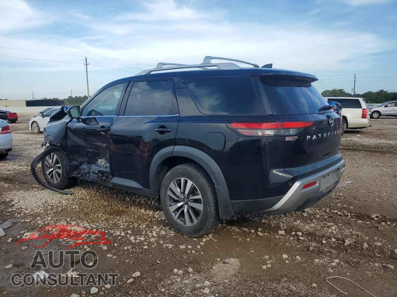 NISSAN PATHFINDER 2023 - 5N1DR3CA2PC242807