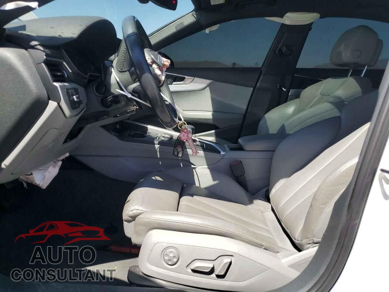 AUDI A4 2018 - WAULMAF42JA122675