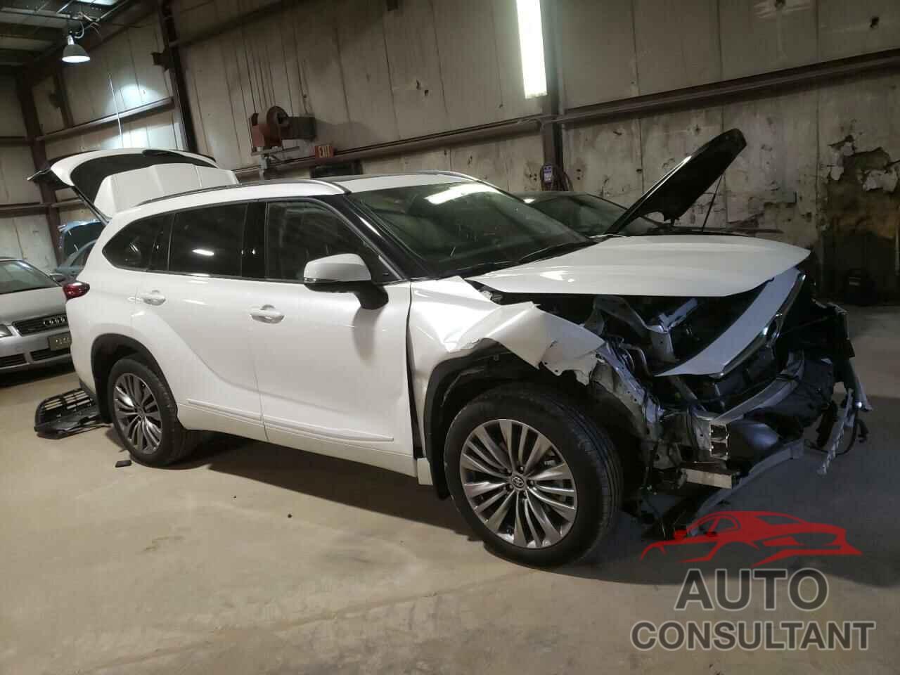 TOYOTA HIGHLANDER 2021 - 5TDFZRBHXMS118485