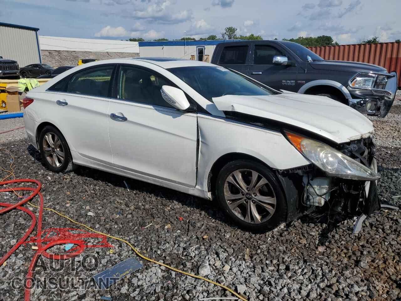 HYUNDAI SONATA 2011 - 5NPEC4AB0BH303774