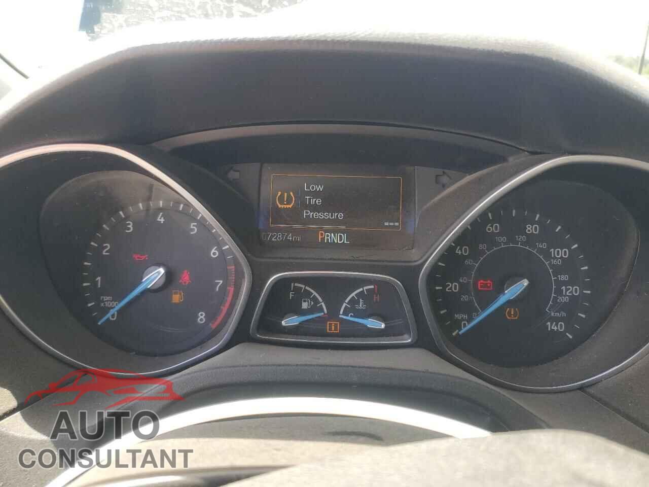 FORD FOCUS 2015 - 1FADP3F21FL200809