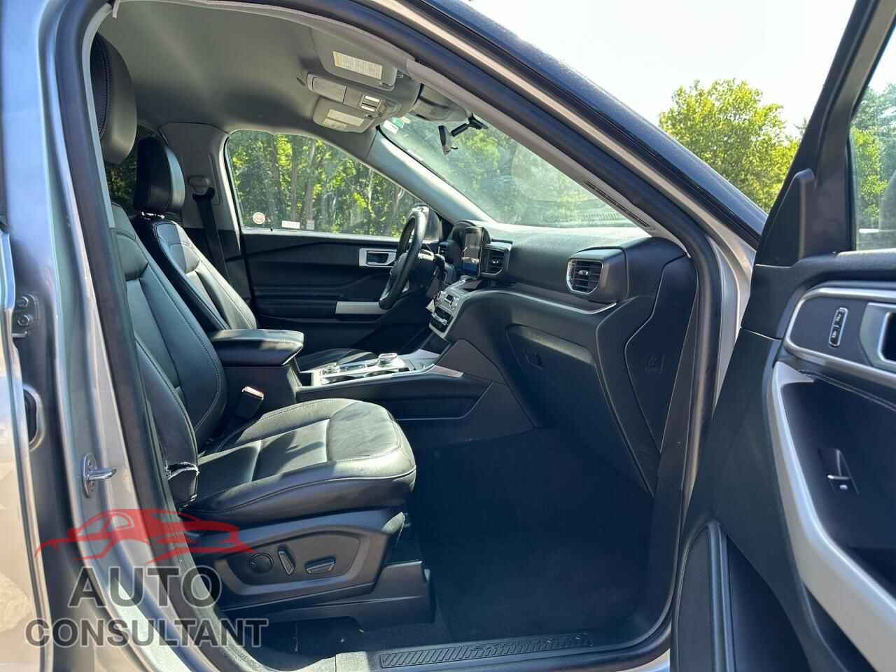 FORD EXPLORER 2024 - 1FMSK8DH2RGA01720