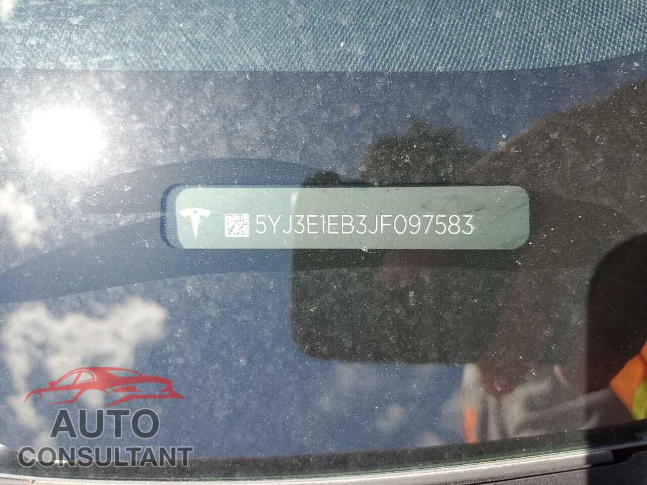 TESLA MODEL 3 2018 - 5YJ3E1EB3JF097583
