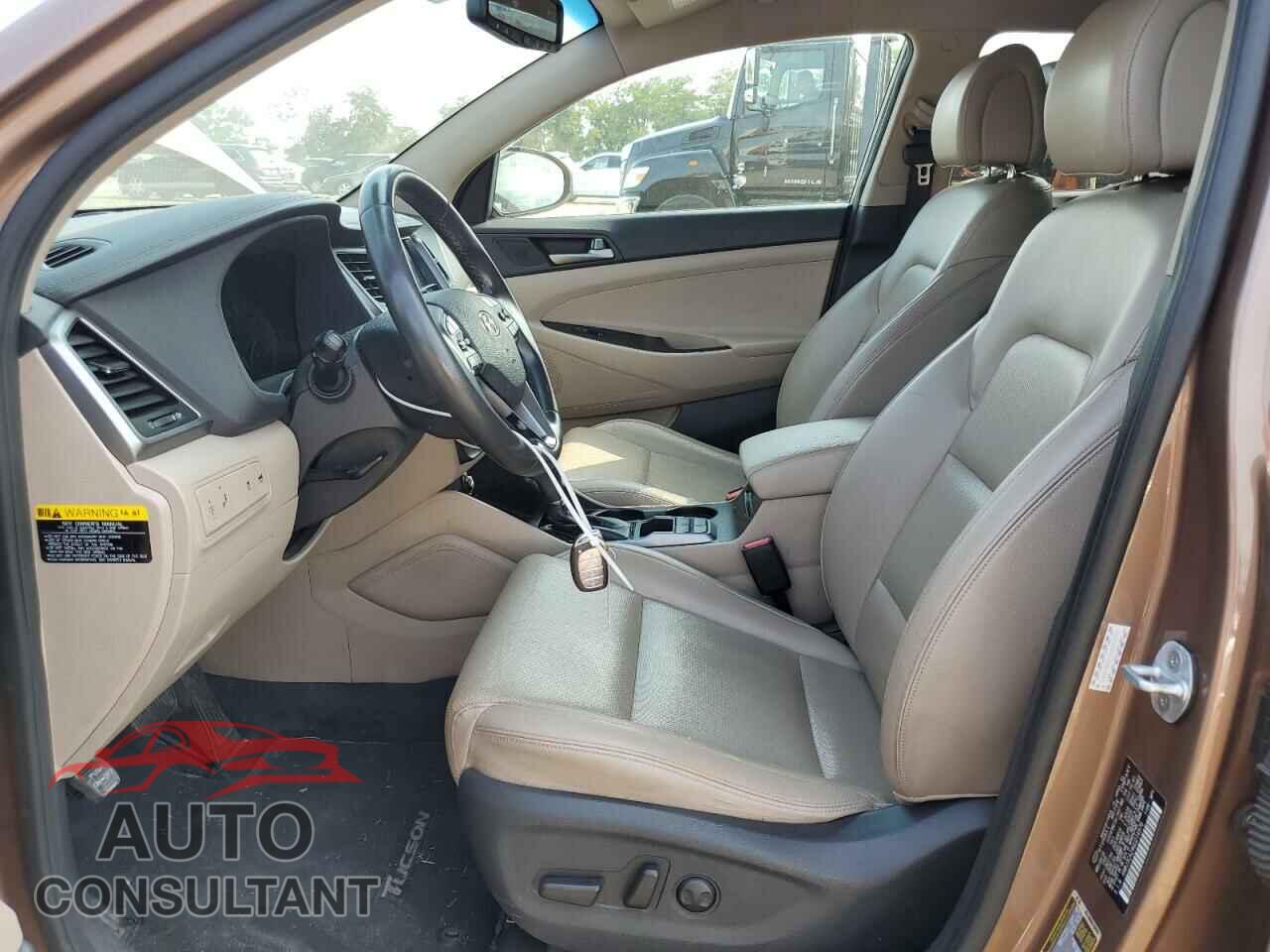 HYUNDAI TUCSON 2016 - KM8J3CA29GU214576