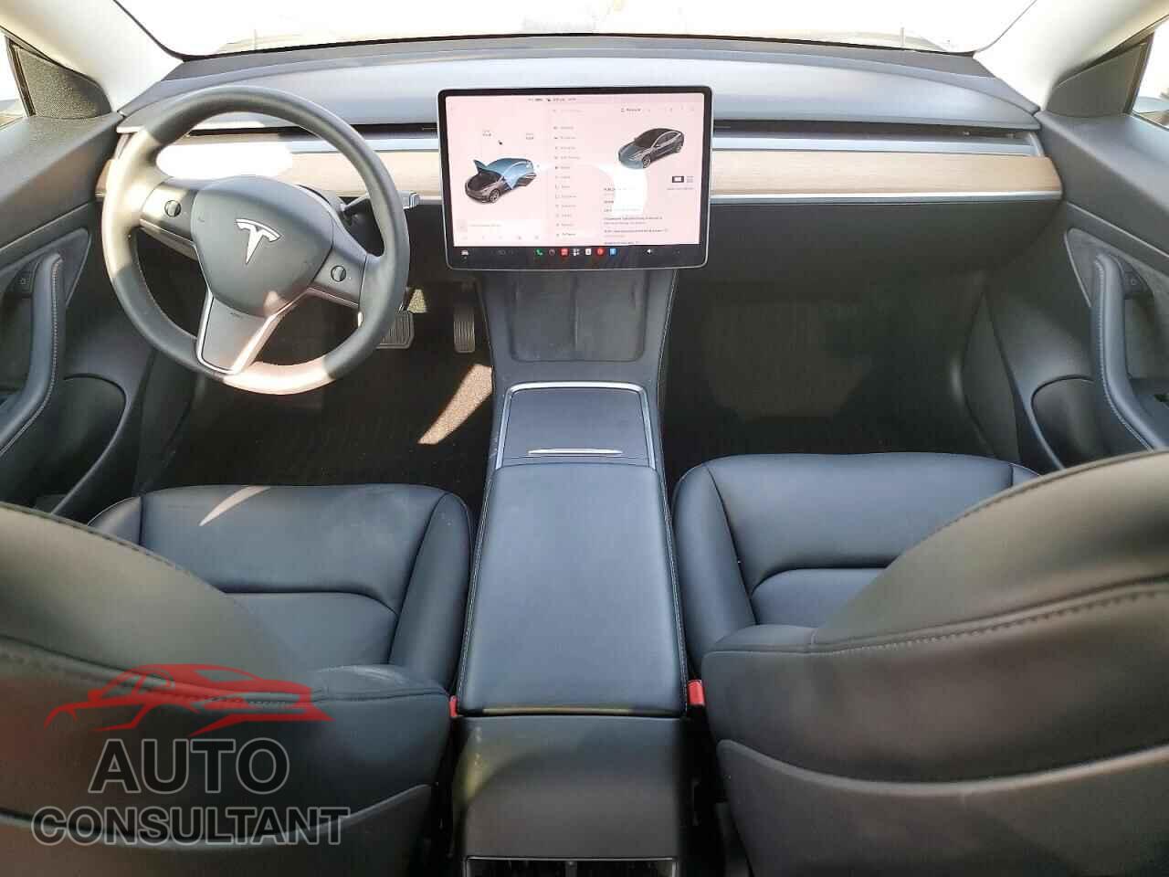 TESLA MODEL 3 2021 - 5YJ3E1EA5MF878200