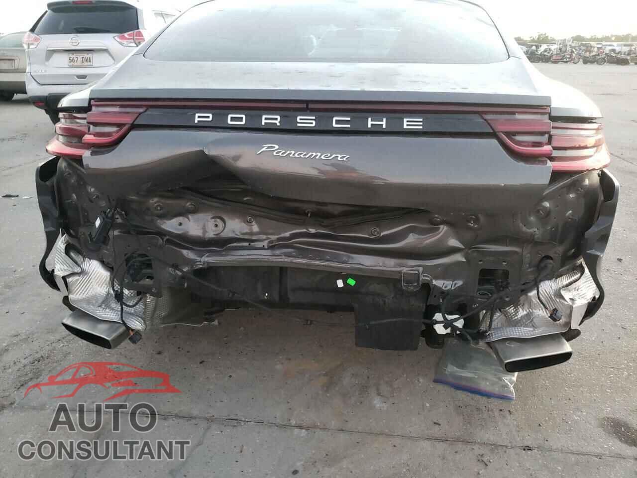 PORSCHE PANAMERA 2018 - WP0AA2A70JL101385
