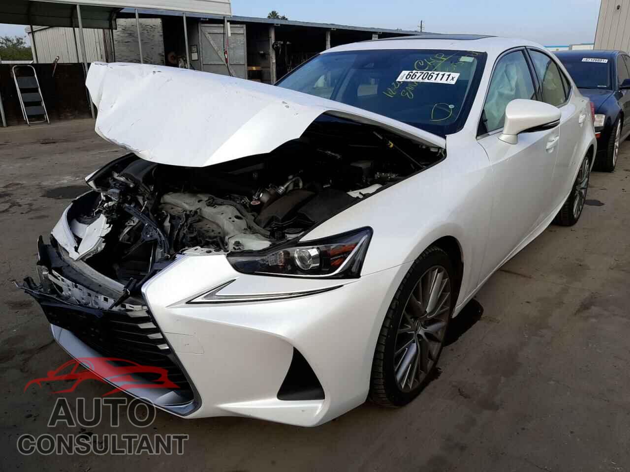 LEXUS IS 2018 - JTHBA1D29J5062152