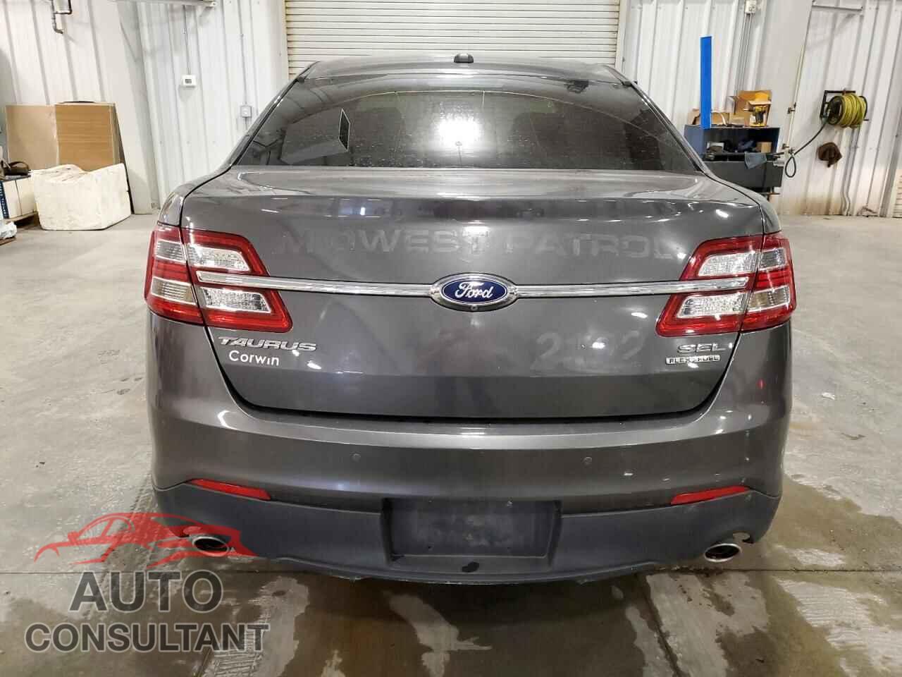 FORD TAURUS 2015 - 1FAHP2E84FG142804