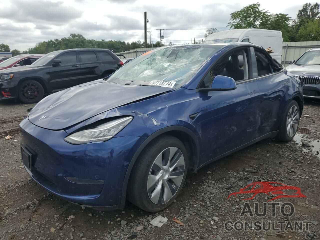 TESLA MODEL Y 2020 - 5YJYGDEE2LF015602